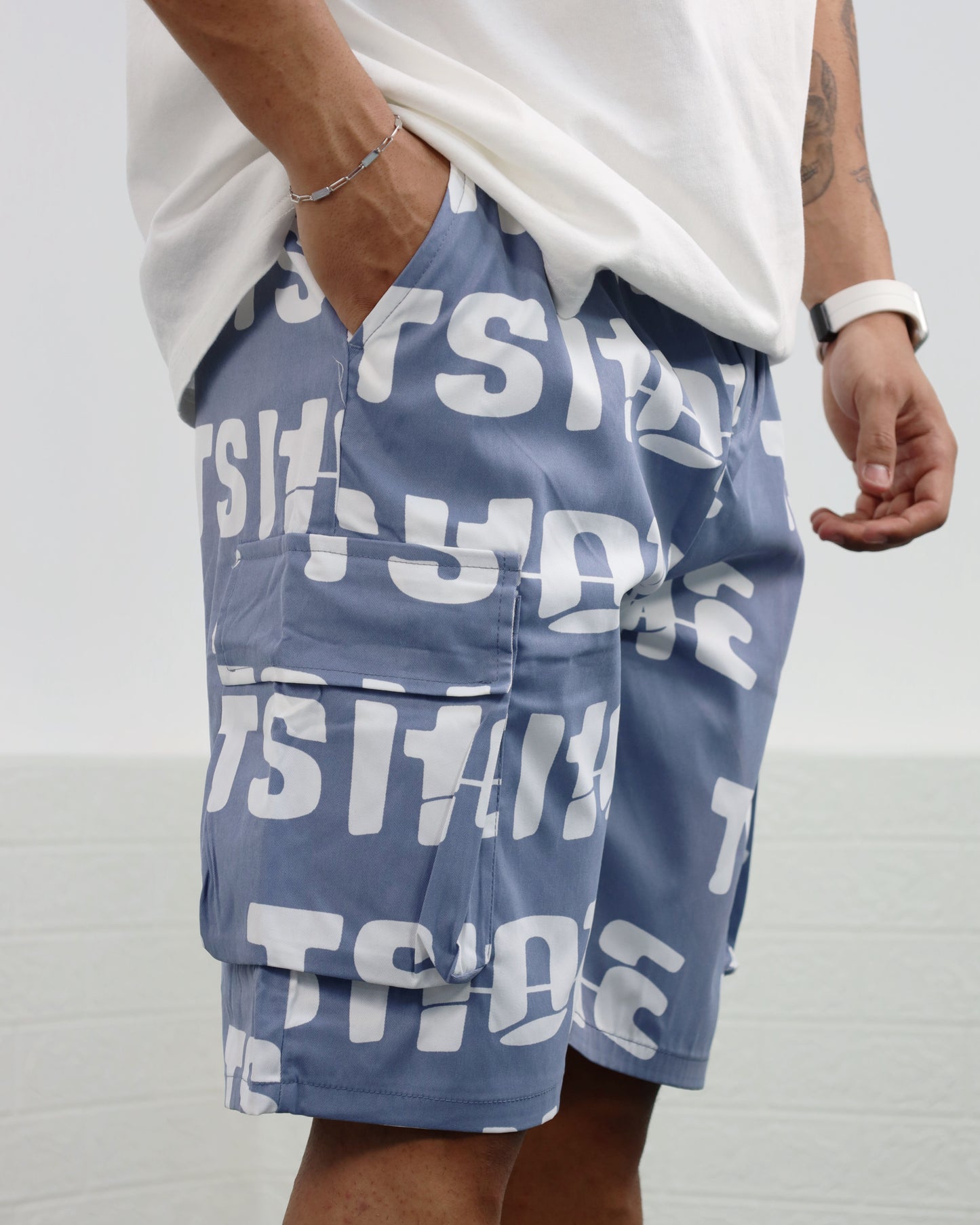 Men's Cargo Letter Graphic shorts