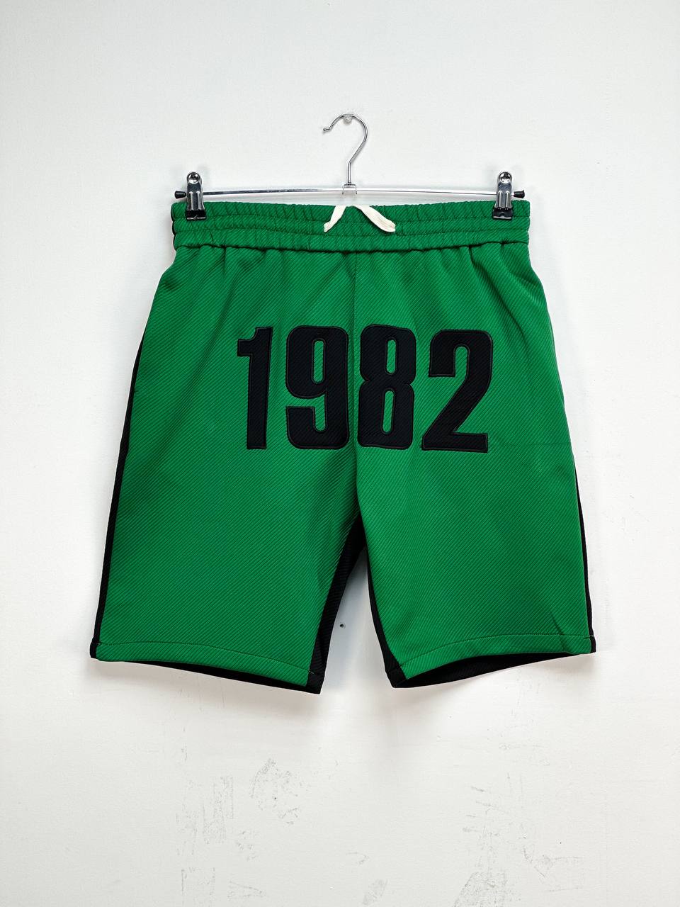 Green 1982 Short (S006)